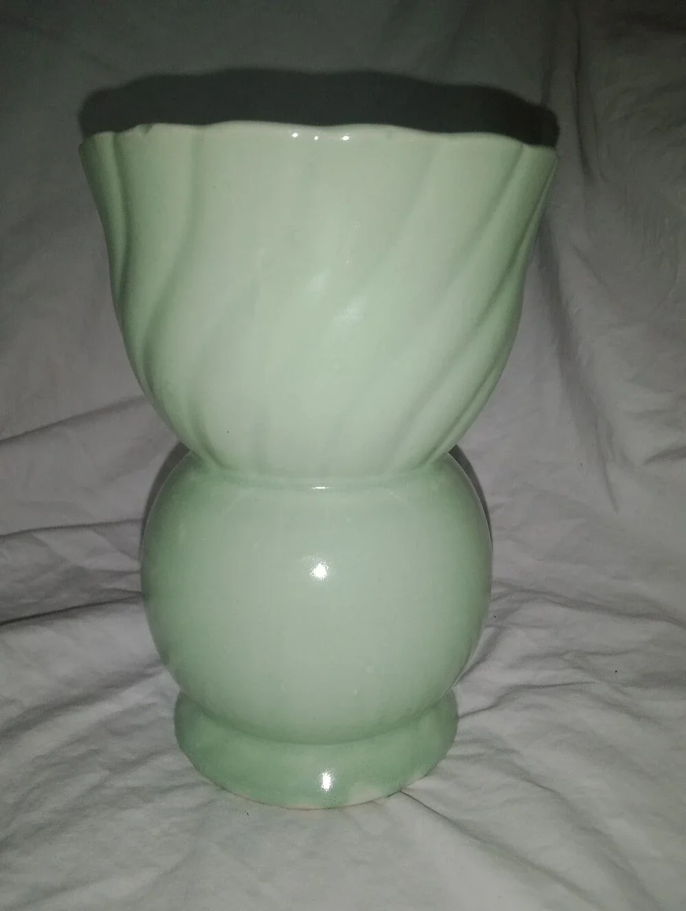 Vintage Ceramic Seafoam Green Wave Vase Planter USA Brush McCoy 6 7/8